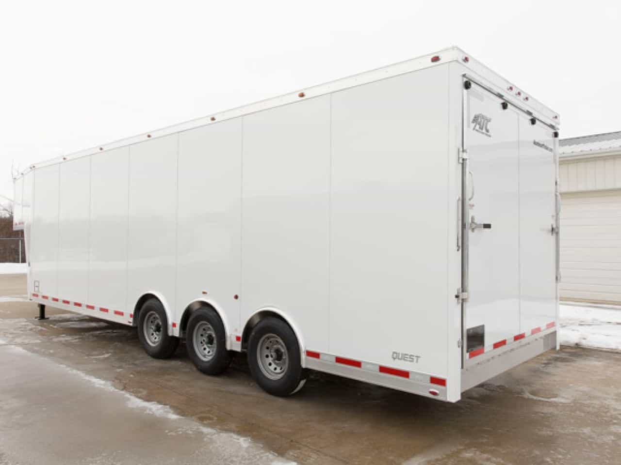 36 ft Enclosed Gooseneck Trailer - Get a Quote | MO Great Dane / Total ...