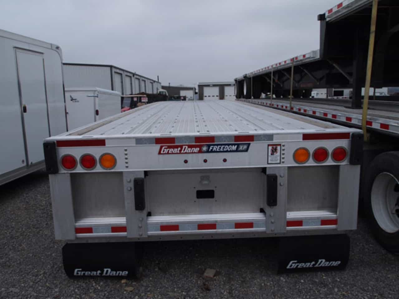 Semi Trailers 48 ft Aluminum Flat Bed MO Great Dane trailers