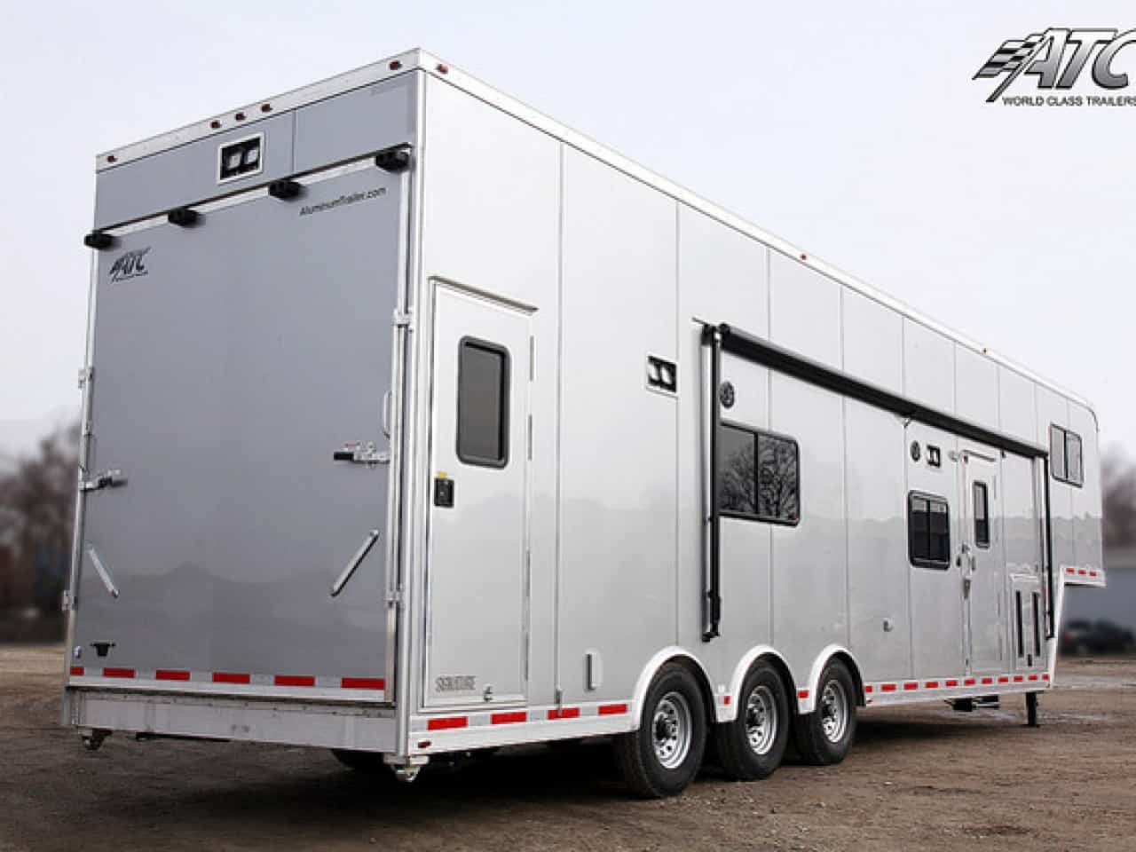 ATC Stacker Trailer with Living Quarters | MO Great Dane trailers