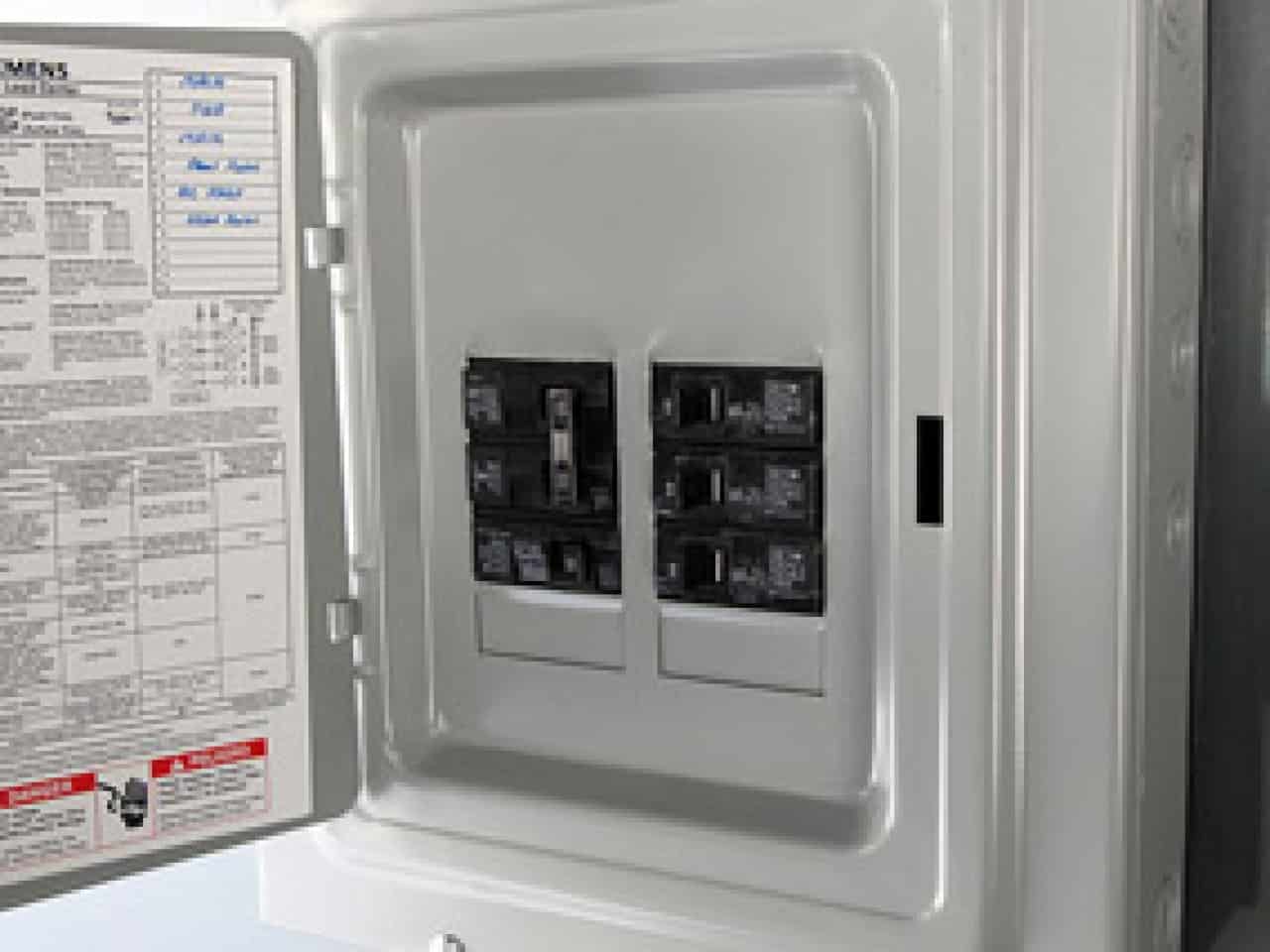 ATC Merchandise Display Trailer Build Here MO Great Dane / Total